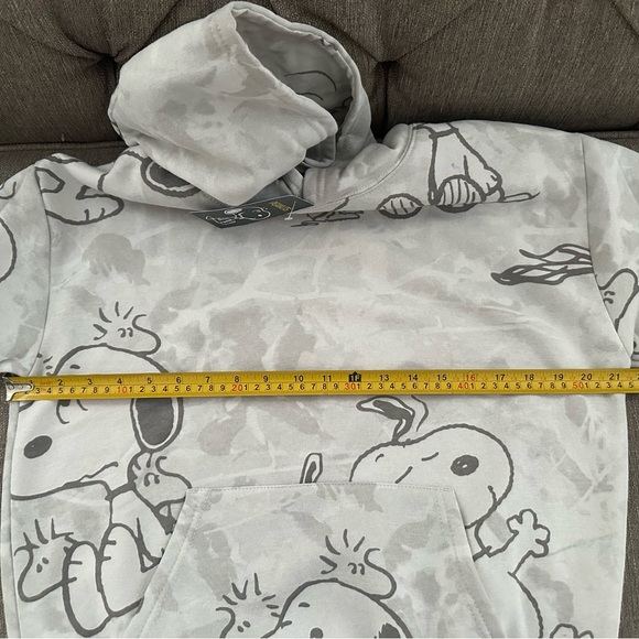 Peanuts Men's SIZE Small Snoopy in Camo Graphic Fleece Hoodie Sweatshirt NEW - Picture 5 of 9